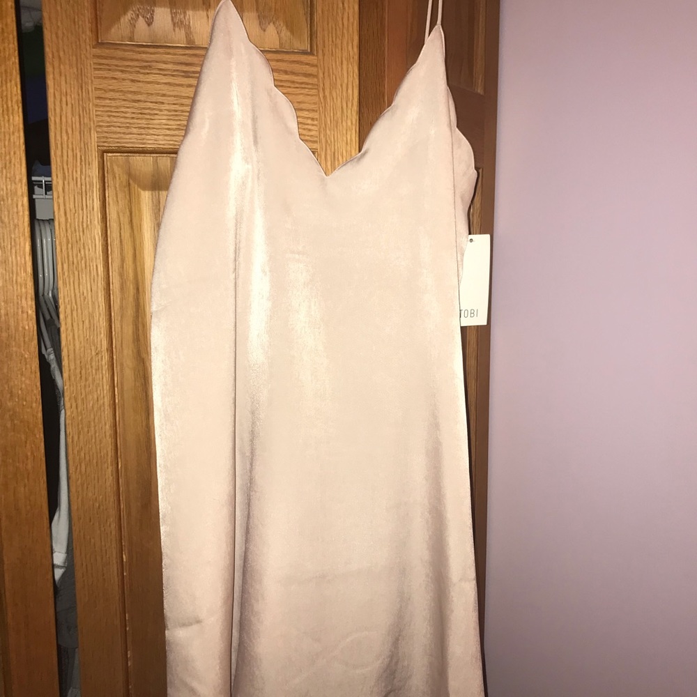 Tobi Scalloped Dress